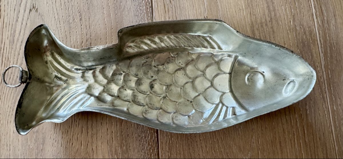 Moules à gâteaux: Alte Backform Fisch aus Blech – D'occasion à Rothrist par Luckywinner 2