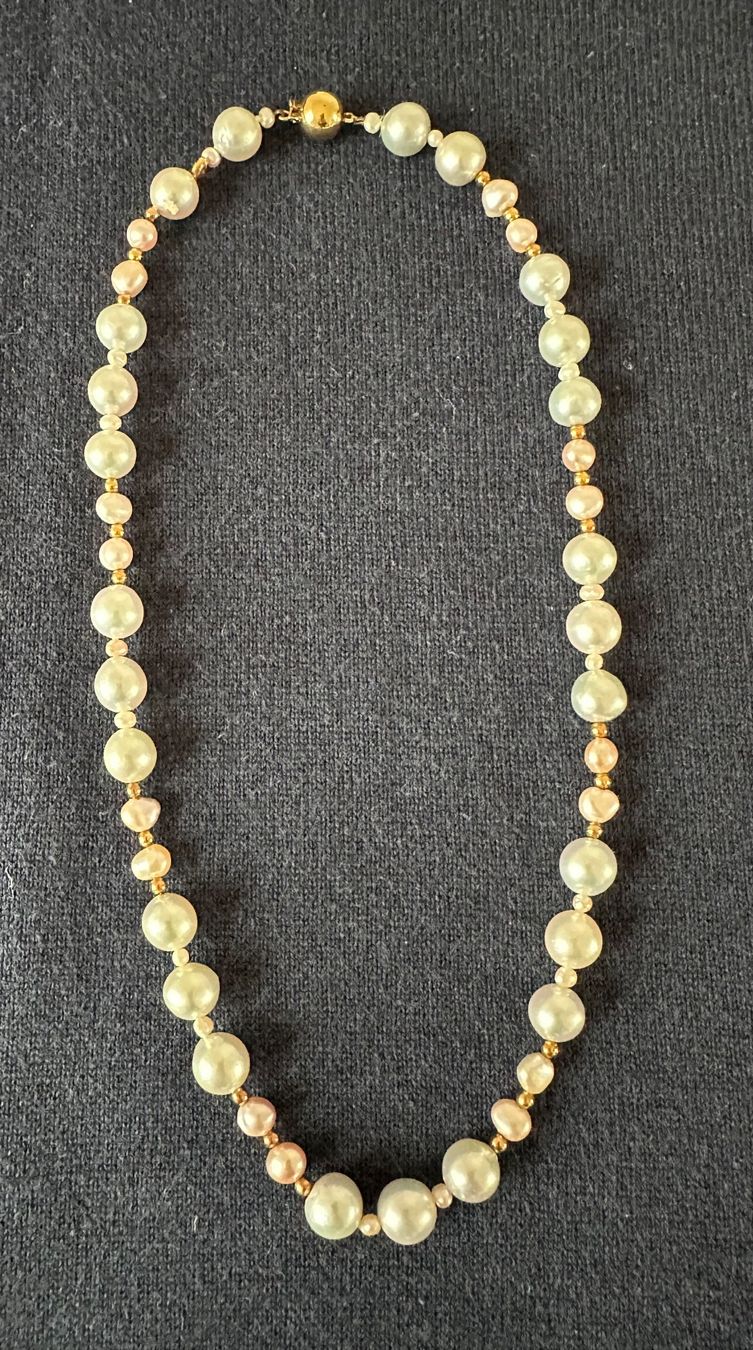 Perle (finte): Perlencollier von Schöffel – Usato da St. Gallen venduto da Himmelweite