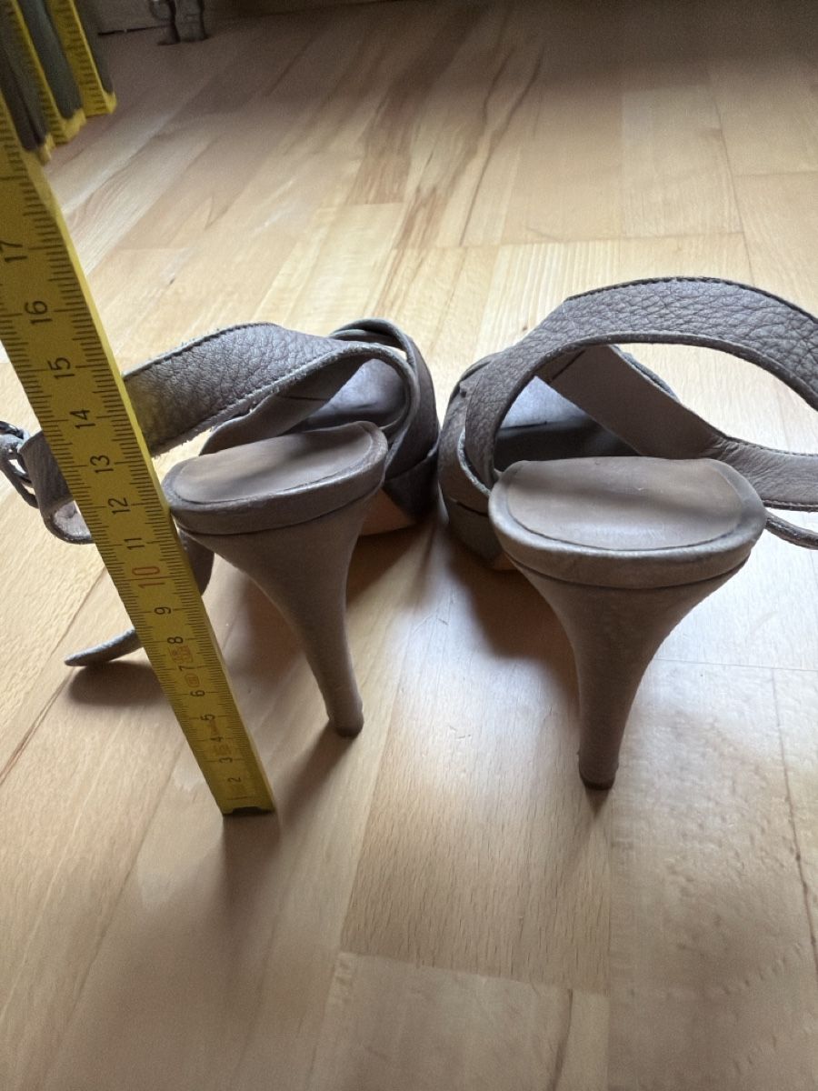 Marc Cain Scarpe da donna: Marc Cain Gr.37 Sandalen – Usato da Oberrohrdorf venduto da Mariann79 2