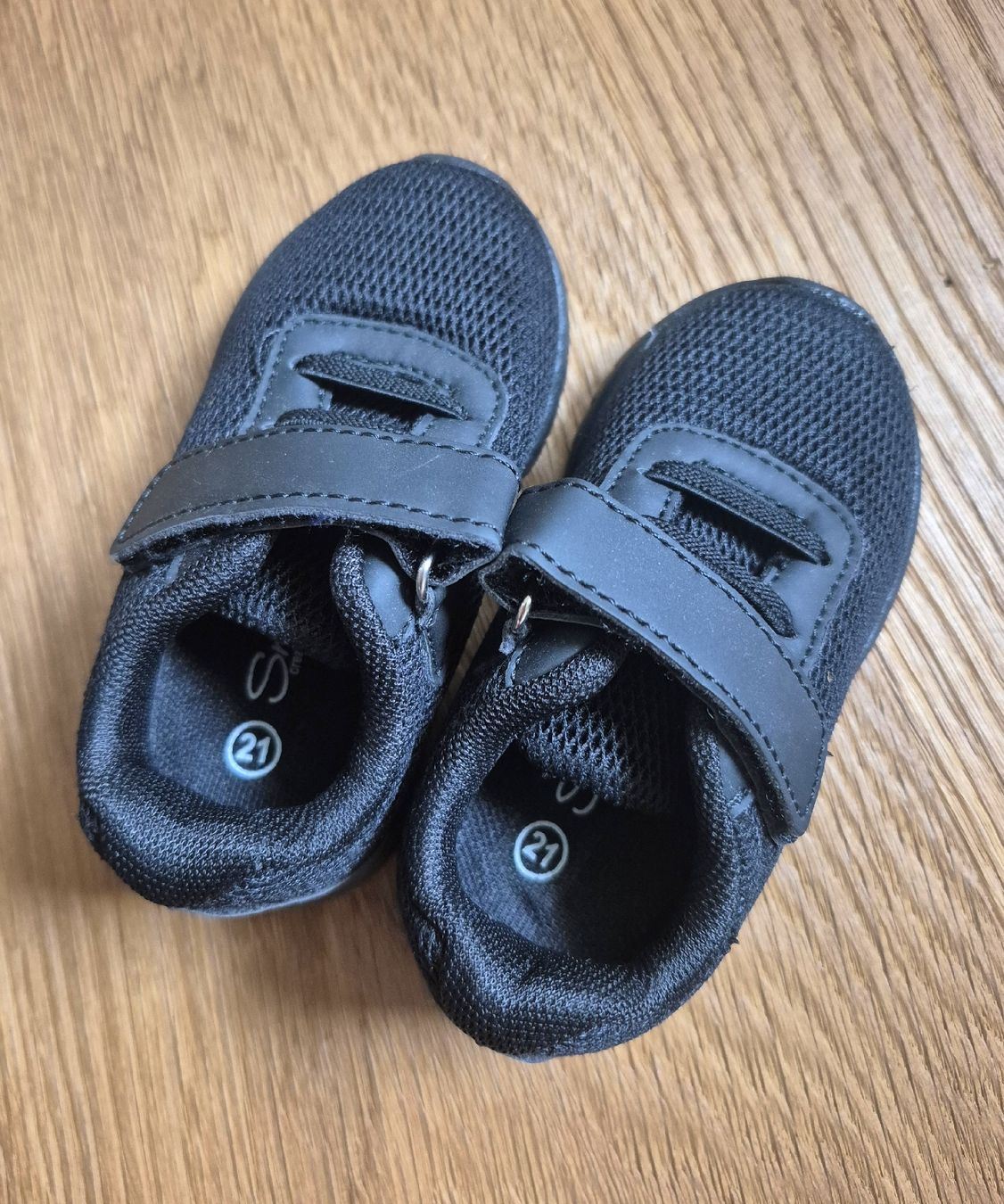 Chaussures garçon: Turnschuh Grösse 21 NEU! – Neuf (Voir description) à Münsingen par Why88 1