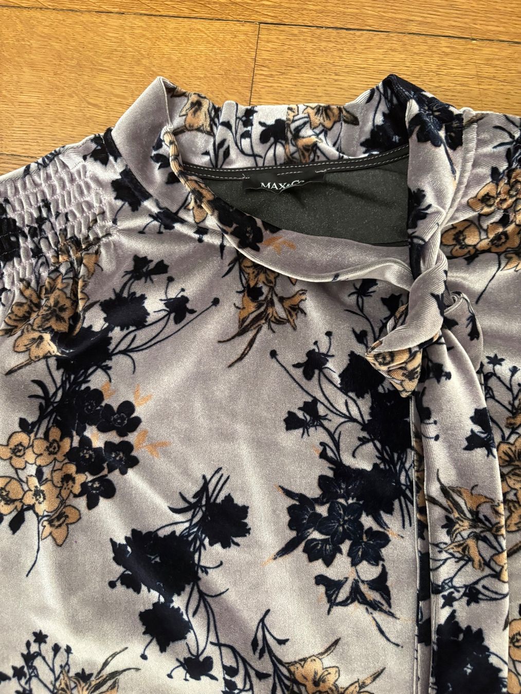 Top: Top Max & Co. – Usato da Basel venduto da SAF 2