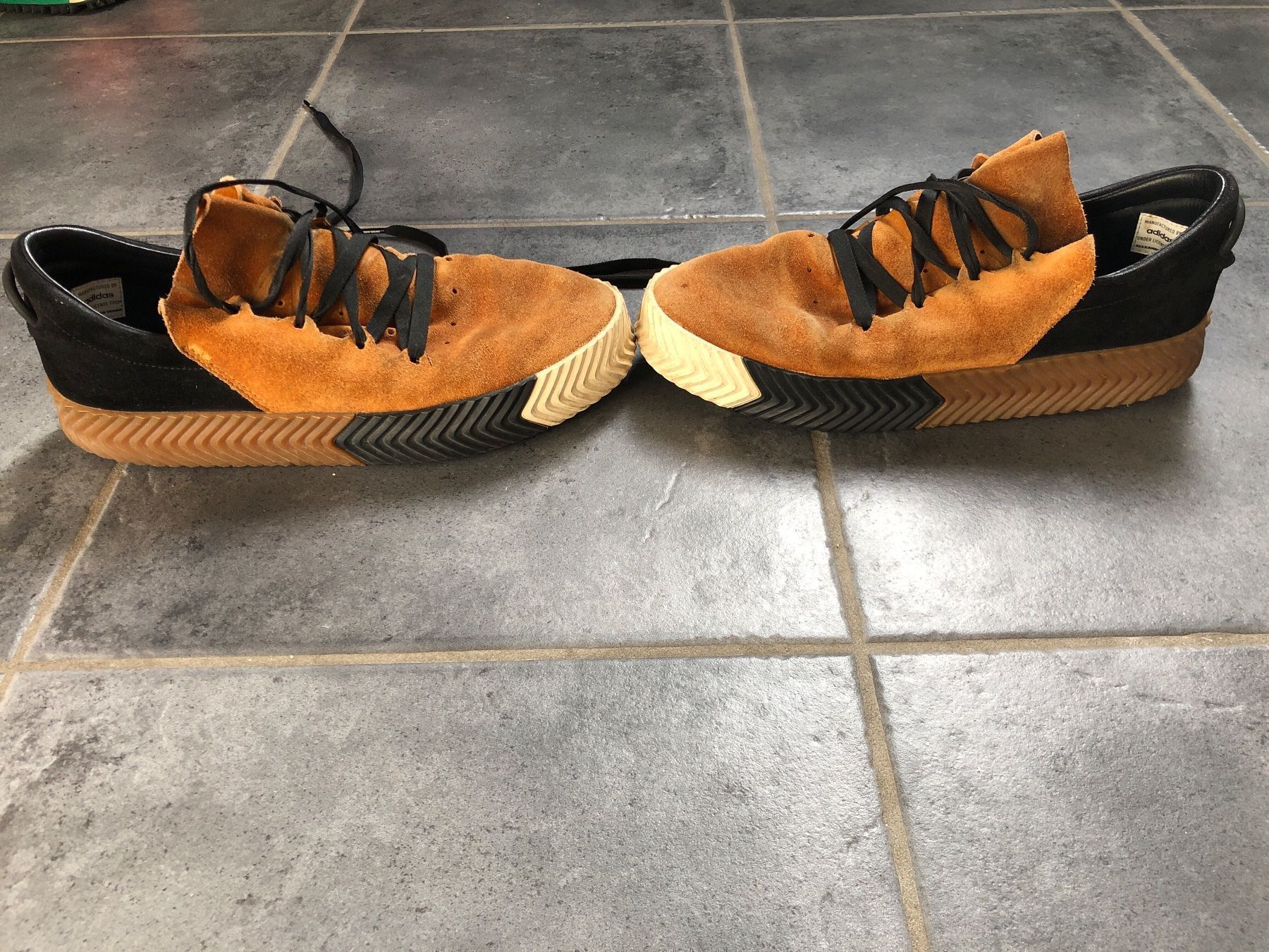 Adidas Scarpe da uomo: Alexander Wang Adidas Sneaker – Usato da Walkringen venduto da buetzu08 1