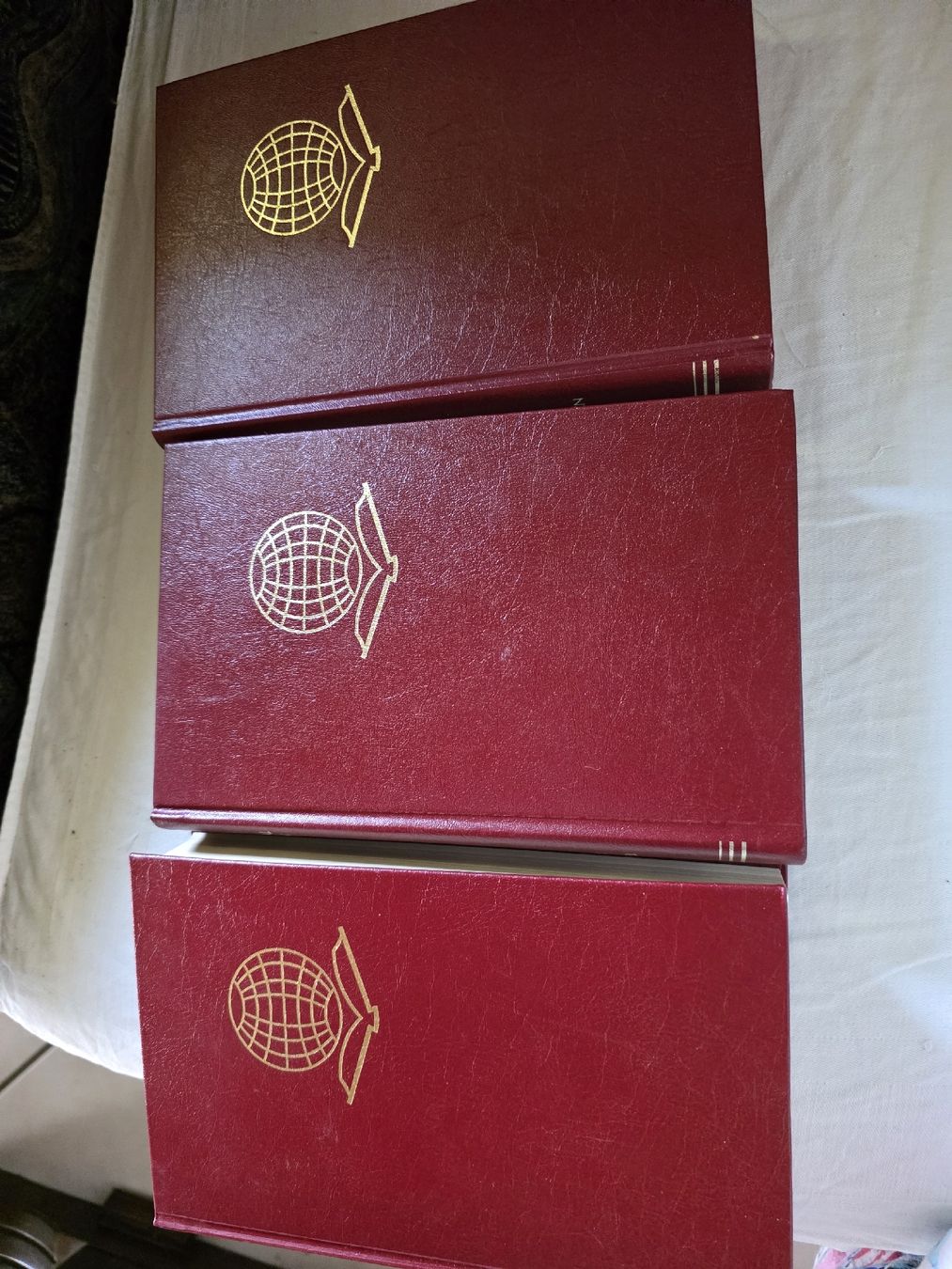 Libri: 3x Encyclopedia Books Universal Edition Vol I-III – Nuovo (secondo la descrizione) da Hinwil venduto da Ehretstock8 1