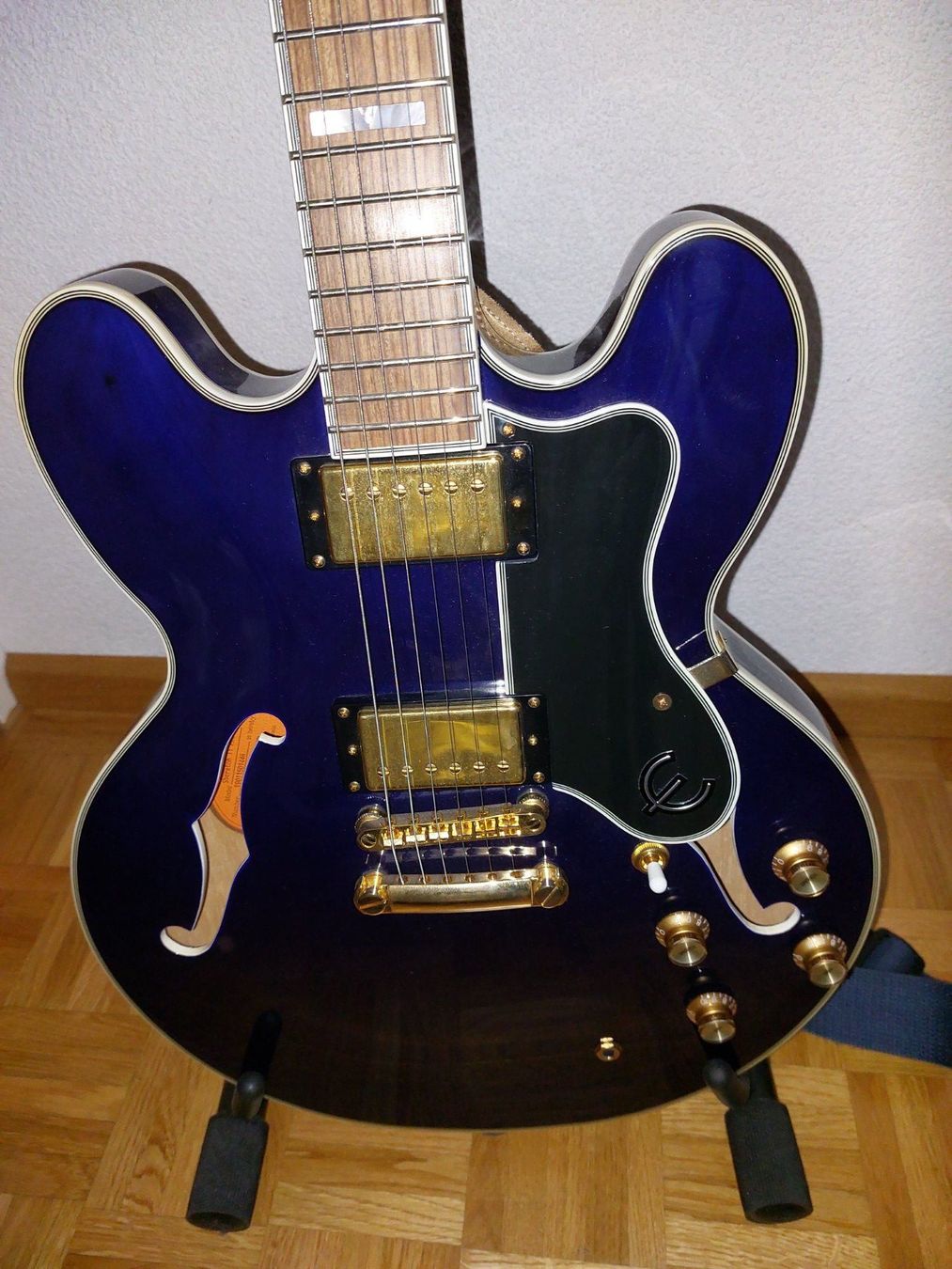 Epiphone Strumenti musicali: Epiphone Sheraton 11 Pro E-Gitarre – Nuovo (secondo la descrizione) da Arlesheim venduto da wiesengruen 1