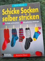 SCHICKE SOCKEN STRICKEN