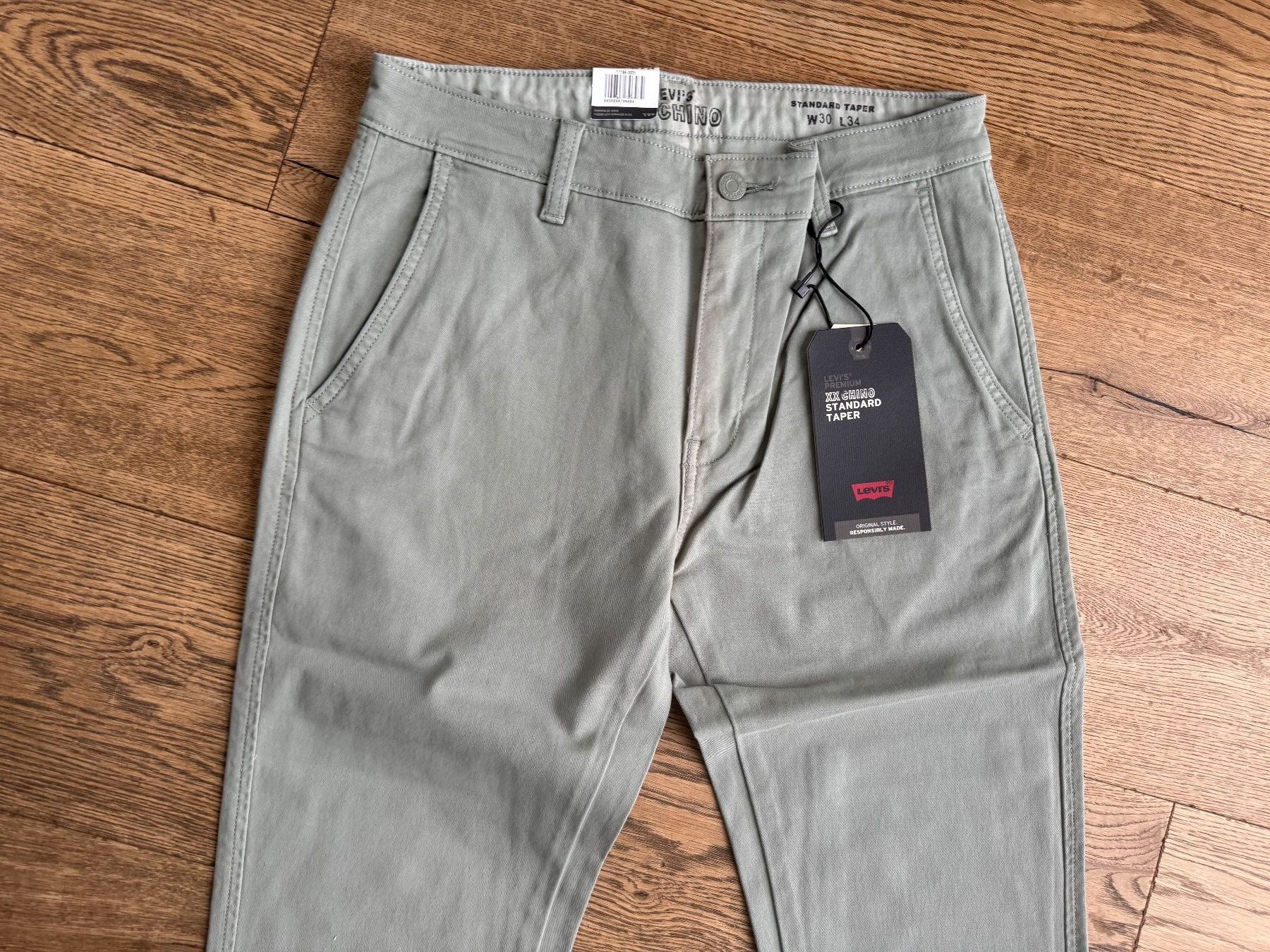 Levi's Pantaloni: Hose, Levis  **NEU**  29/32 chino – Usato da Stettfurt venduto da outlet72 2