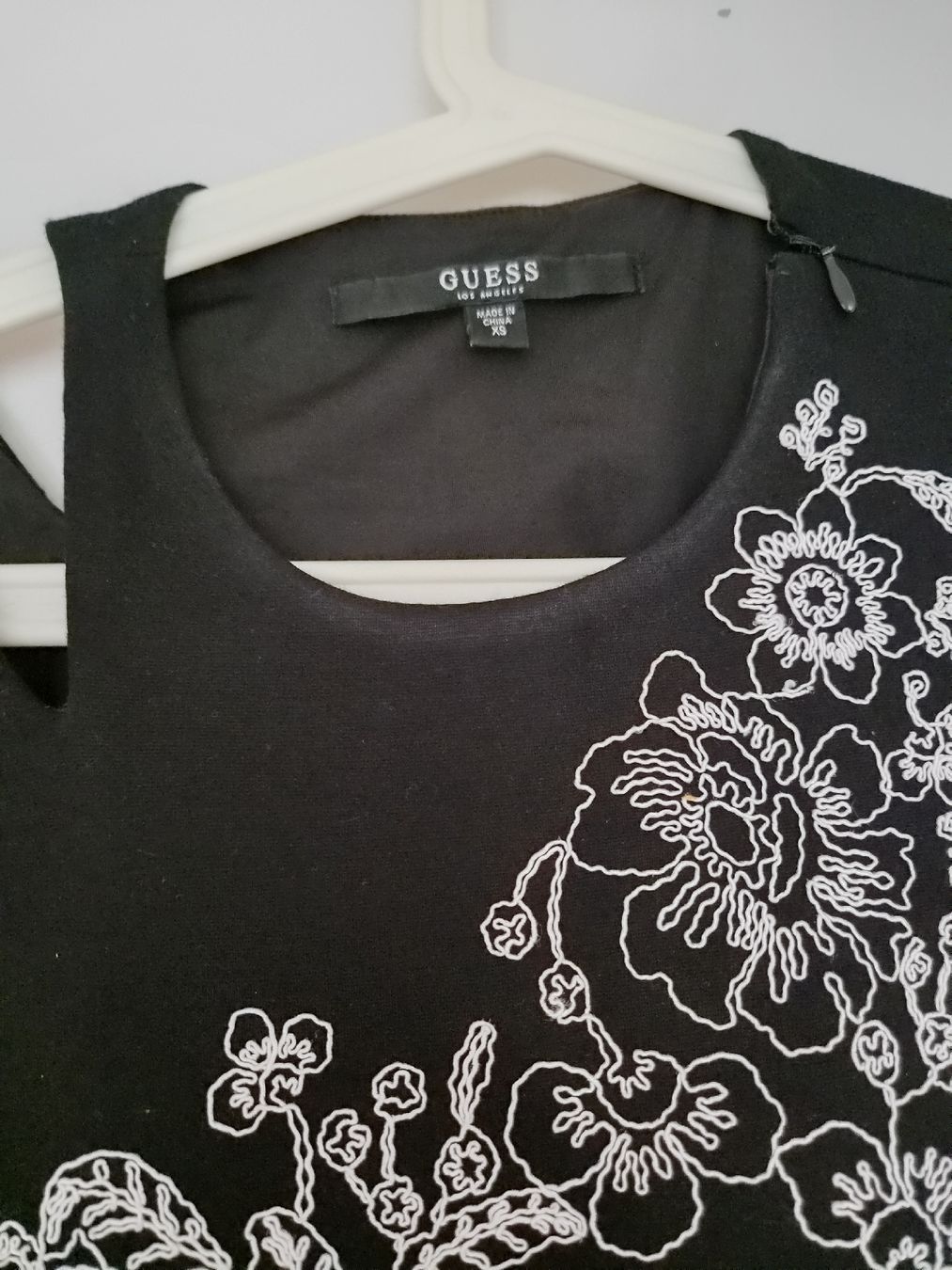 Guess Vestiti: Guess  – Nuovo (secondo la descrizione) da Zürich venduto da Natalia192k 2