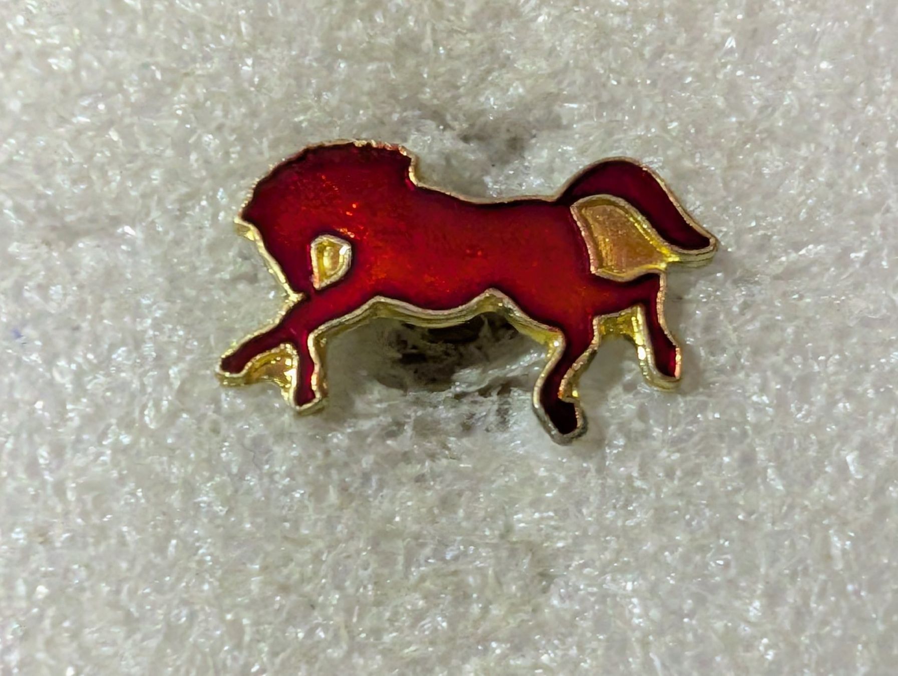 Placchette & Badge: Ansteckpin 104: Pferd – Usato da Oppligen venduto da Pin-Fall-Shop