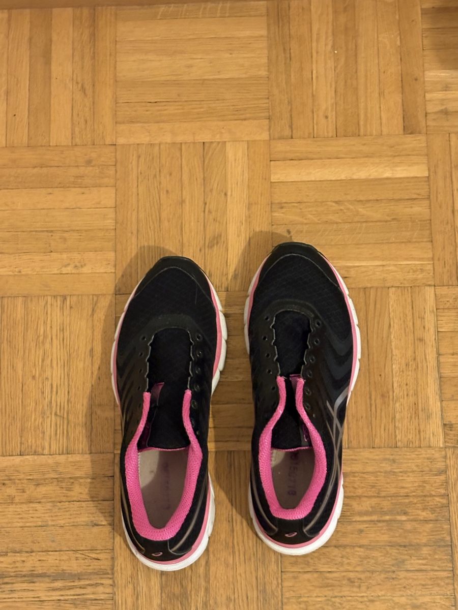 Scarpe da donna: ASICS shoes - size 42.5  – Usato da Genève venduto da ton_h779 3