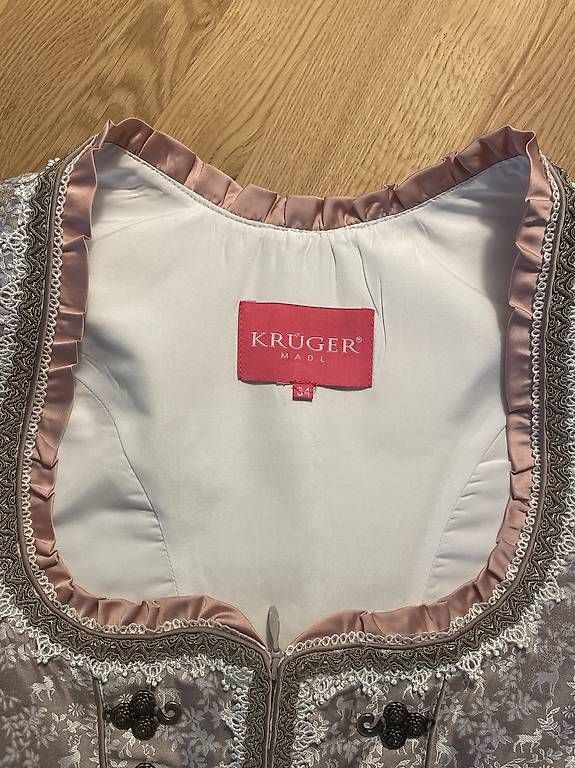 Robes: Krüger Madl Dirndl – D'occasion à Wettingen par web_cqg9 3