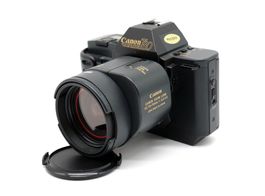 Canon T80 SLR-Kamera, 35mm, Canon AC 35-70mm F/3.5-4.5 Lens