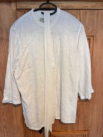 lange Trachtenbluse von Eddie Bauer, Gr. M