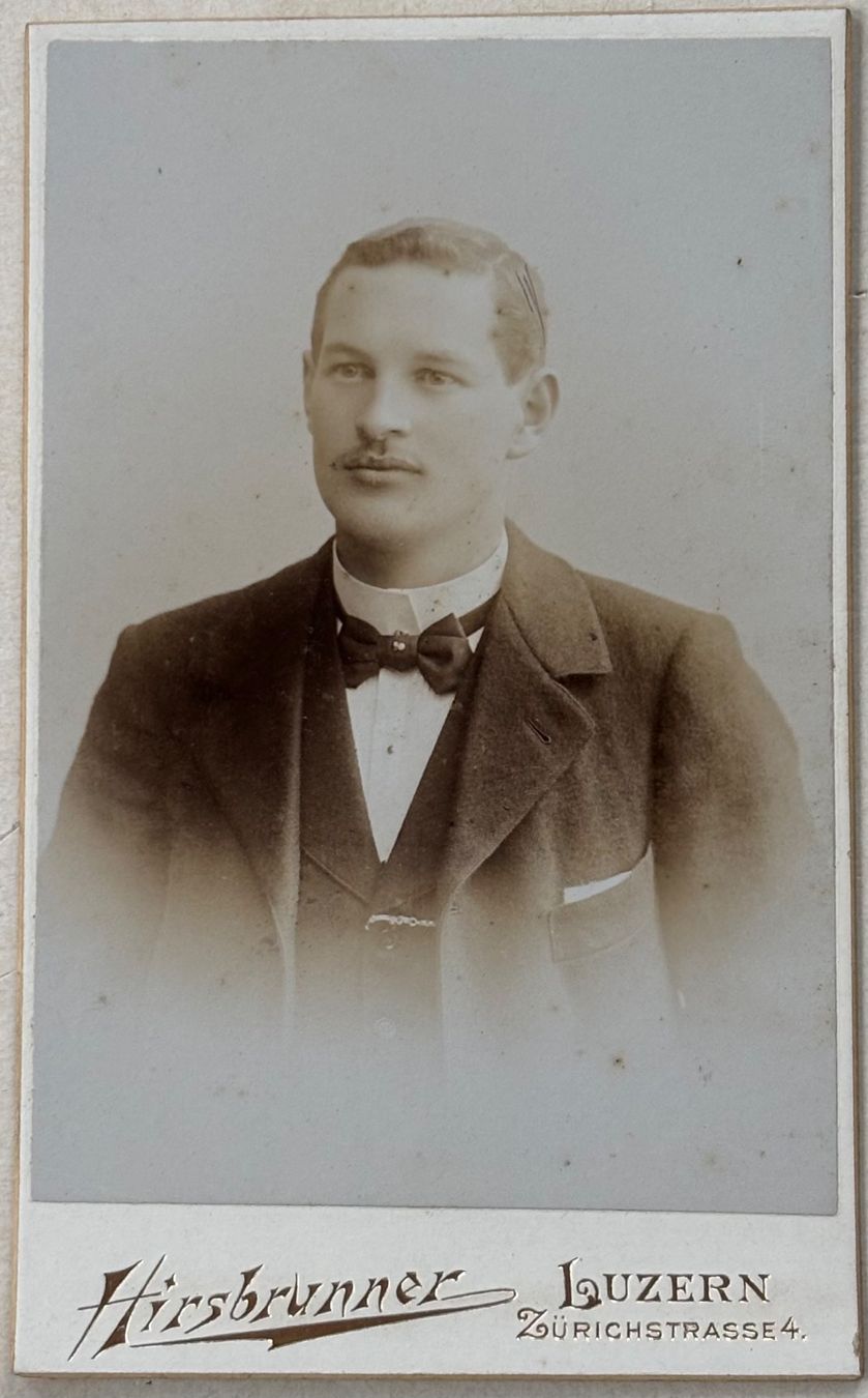 Cartoline postali: CDV Hirsbrunner - Mann, Mode – Usato da Frauenfeld venduto da Merk52