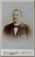 CDV Hirsbrunner - Mann, Mode