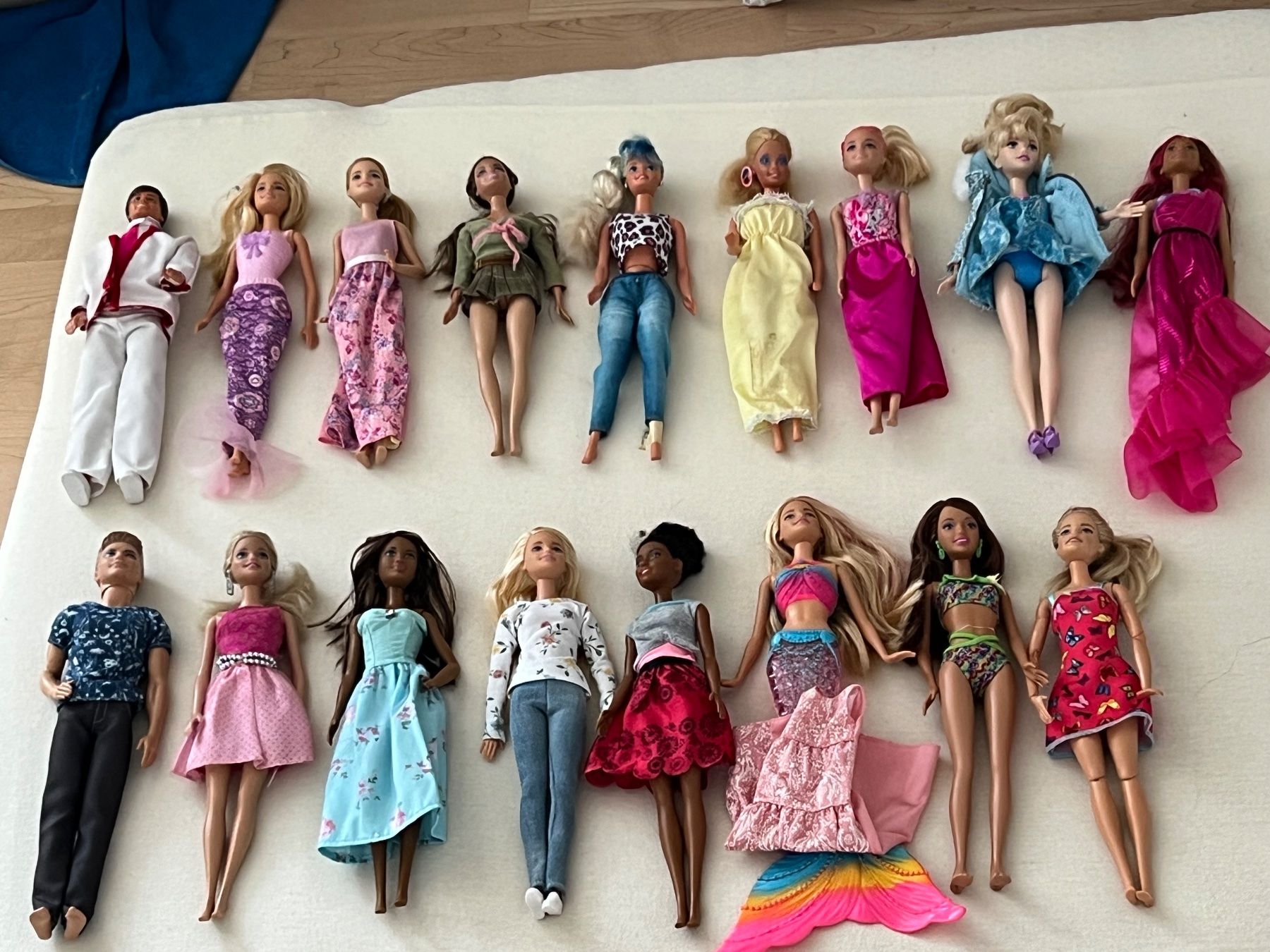 Poupées: Barbie, Monsterhigh und Co – D'occasion à Steinhausen par gendai 3