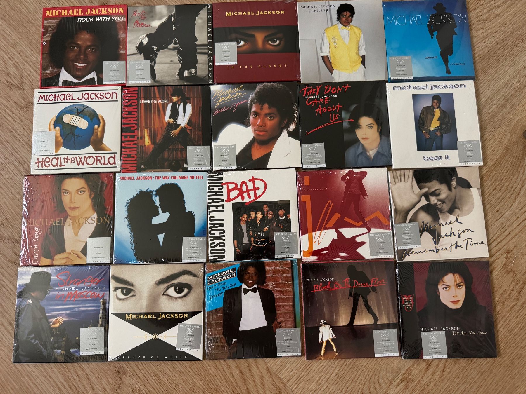 CD: Michael Jackson-Visionary Limitierte Box Nr. 060301 – Nuovo e nell'imballaggio originale da Walperswil venduto da So1me25 6