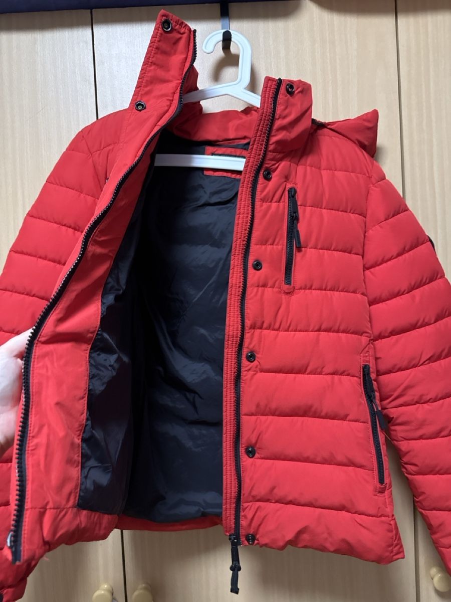 Superdry Giacche: Superdry Winterjacke, Rot, Grösse 40, neu! – Nuovo (secondo la descrizione) da Thun venduto da Vans_98 2