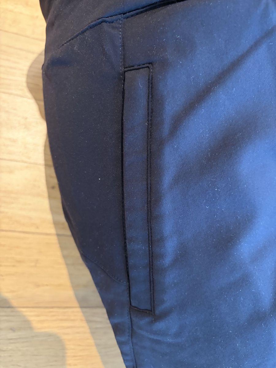 Marc Cain Pantaloni: Marc Cain Pants – Usato da Münchenstein venduto da ArleneLM 2