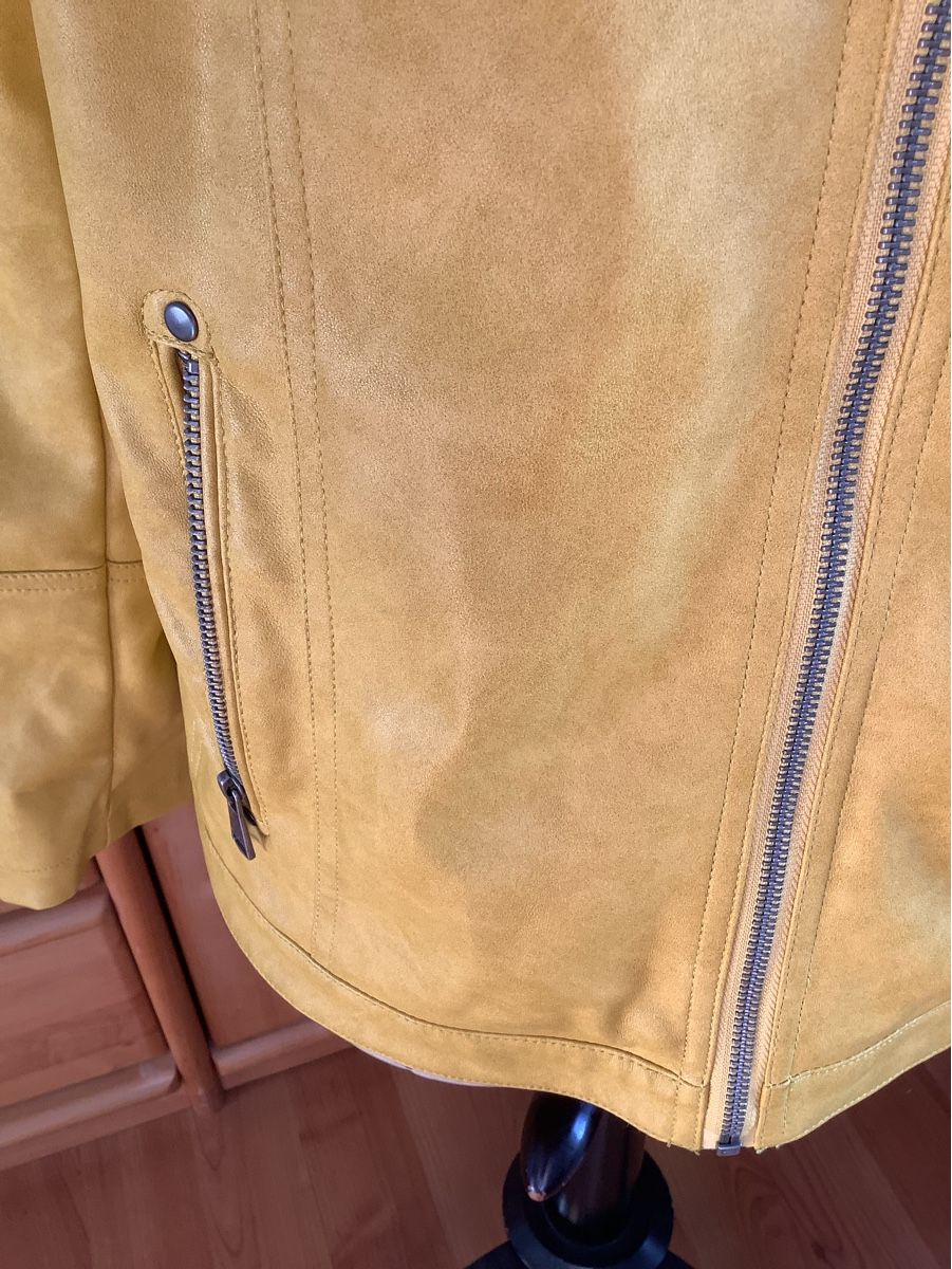 Jacken: Jacke – Gebraucht aus Ennetbaden von Valli4 2