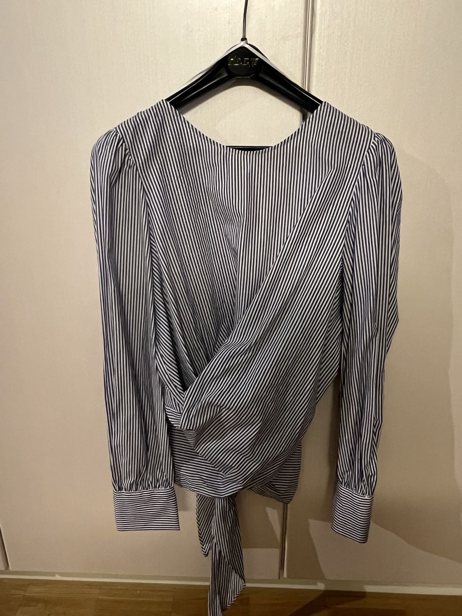 Zara Blusen: Bluse Zara – Neu (gemäss Beschreibung) aus Zürich von val_5d9k