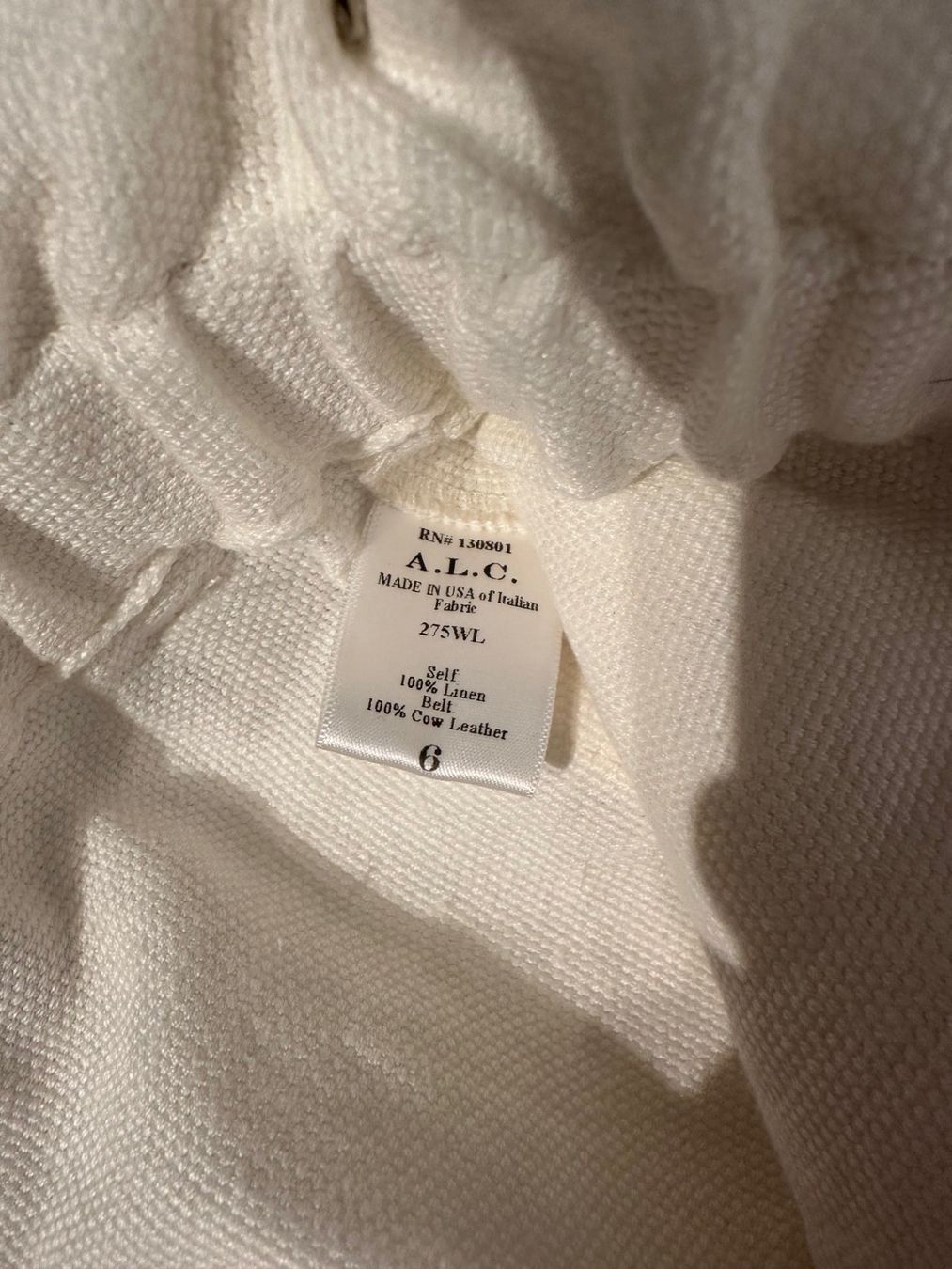 Pantaloni: A.L.C Linen off white shorts – Nuovo e nell'imballaggio originale da Dallenwil venduto da ZD2019 1