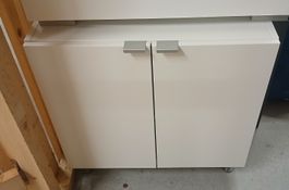 Waschbeckenunterschrank