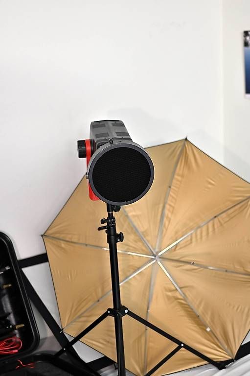 Flash: Multiblitz Lichtanlage Compact 300 – Usato da Jona venduto da BraJon 2
