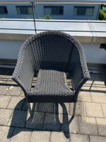 Drei Gartenstühle Rattansitz Metallfuss grau guter Zustand
