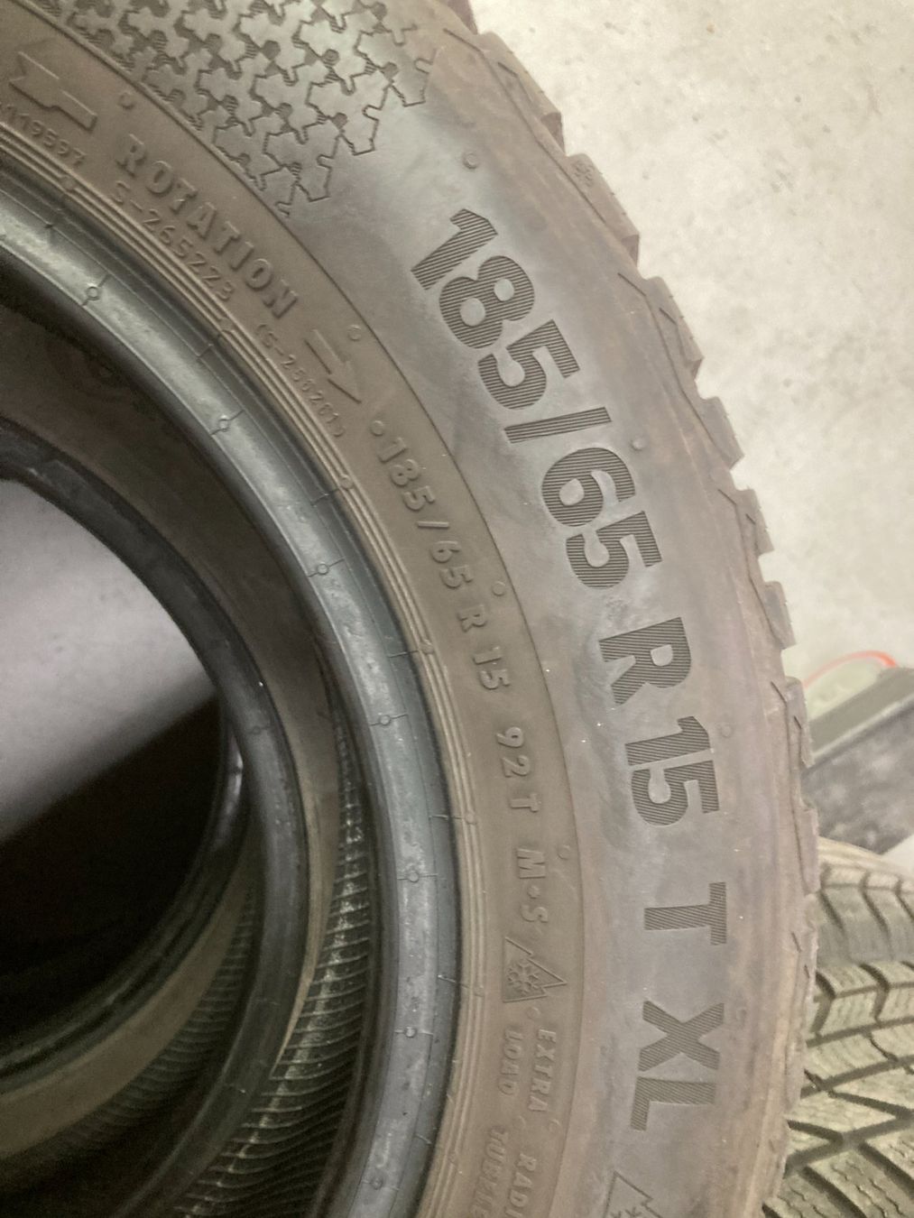 Continental Pneumatici & Ruote complete: 185/65R15 Winterpneu Continental – Usato da Cham venduto da WB2223 4