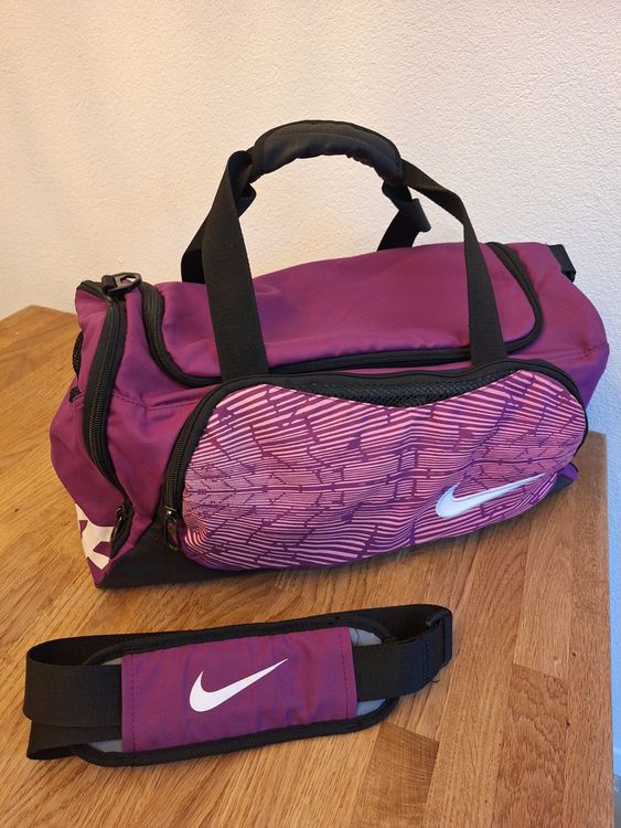 Nike Sporttasche Lila/Pink, neuwertig, ideal fürs Gym! (Gebraucht