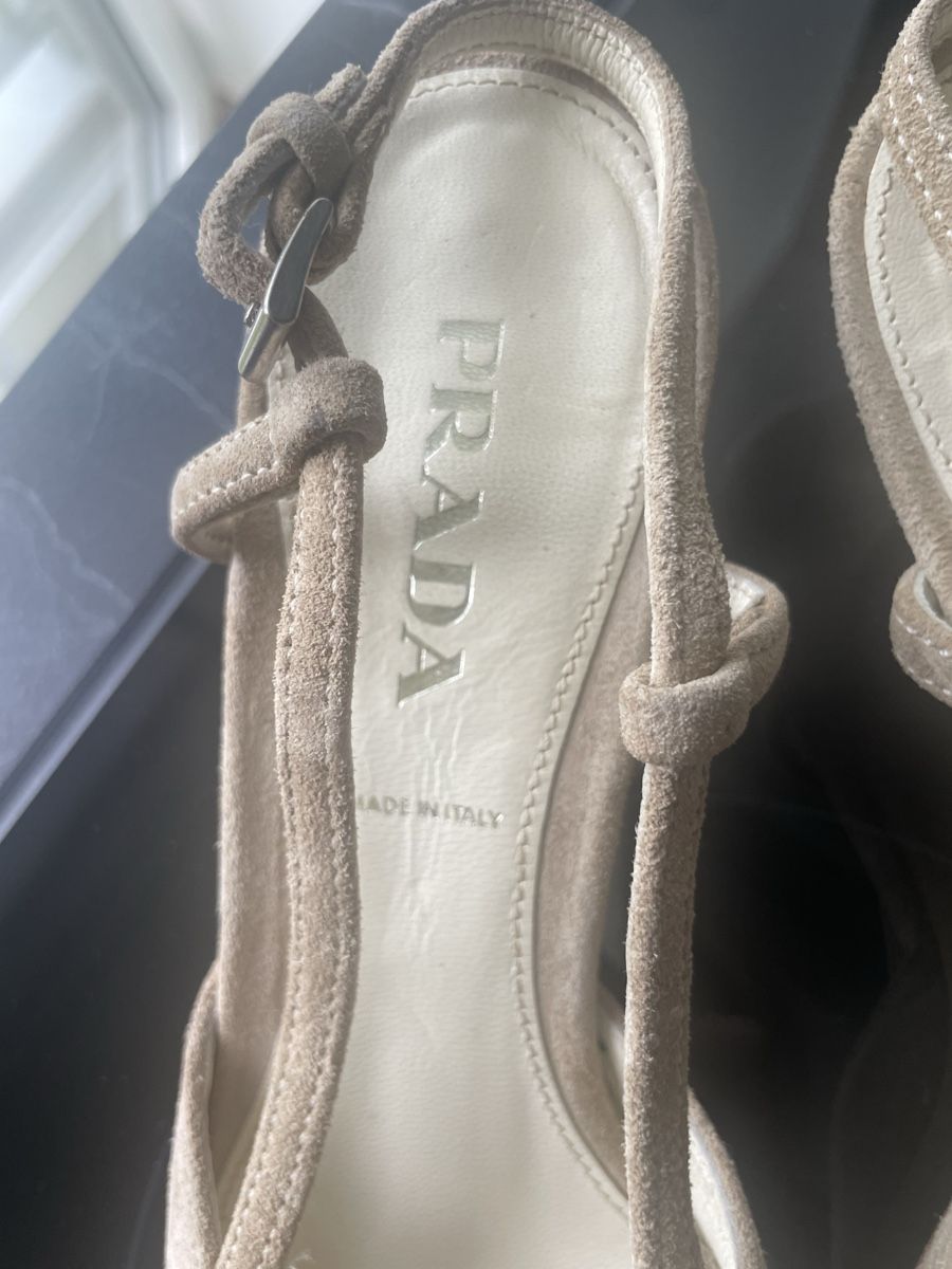Prada Damenschuhe: PRADA Vintage Slingback-Pumps – Neu (gemäss Beschreibung) aus Zürich von the_8dcc 1