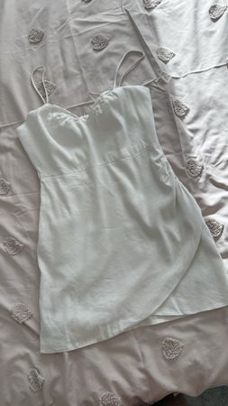 Robe courte Mango blanche bretelles taille S bon état