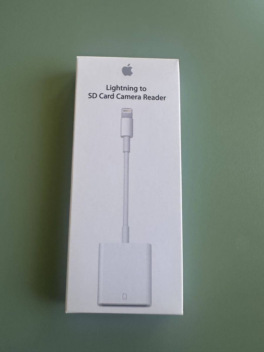Apple Lecteurs & Adaptateurs: Apple Lightning to SD Card Camera Reader – Neuf (Voir description) à Baden par Marytumby