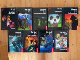 Konvolut mit 9 gebundenen Büchern  der Reihe "Die drei ???"
