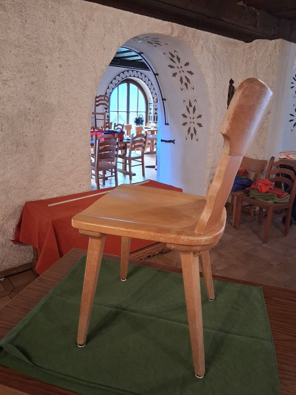 Sedie: Holz Stuhl, hellbraun, robust (47 Stück) – Usato da Mels venduto da fre_kqy2 2