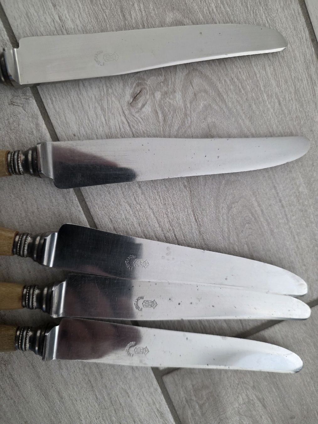 Set di posate: Besteck Lot – Usato da Dorf venduto da Echo_Elements 2