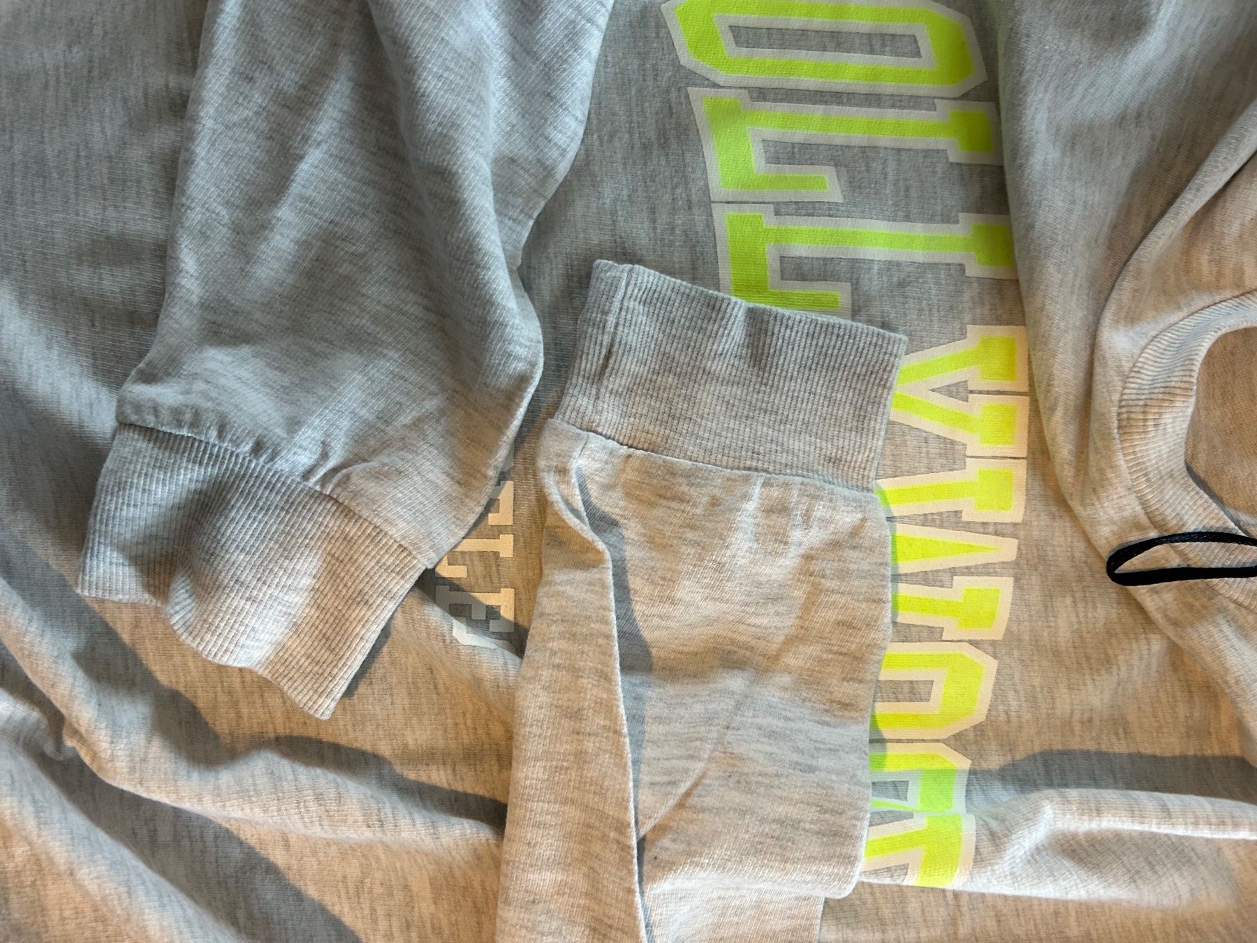 Pullover & Sweatshirts: Pull mi saison / T. M – Gebraucht aus Daillens von guisepa 3