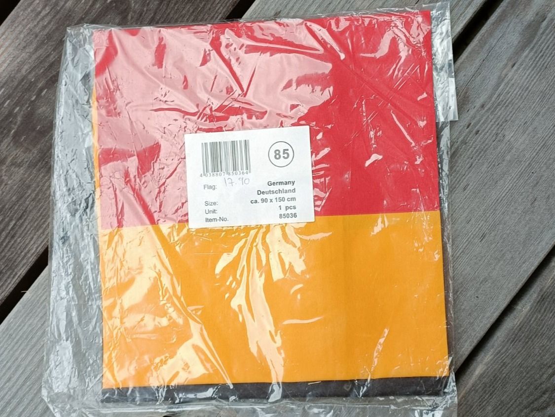 Bandiere: Landesflagge Deutschland – Nuovo e nell'imballaggio originale da Emmenbrücke venduto da Levira8