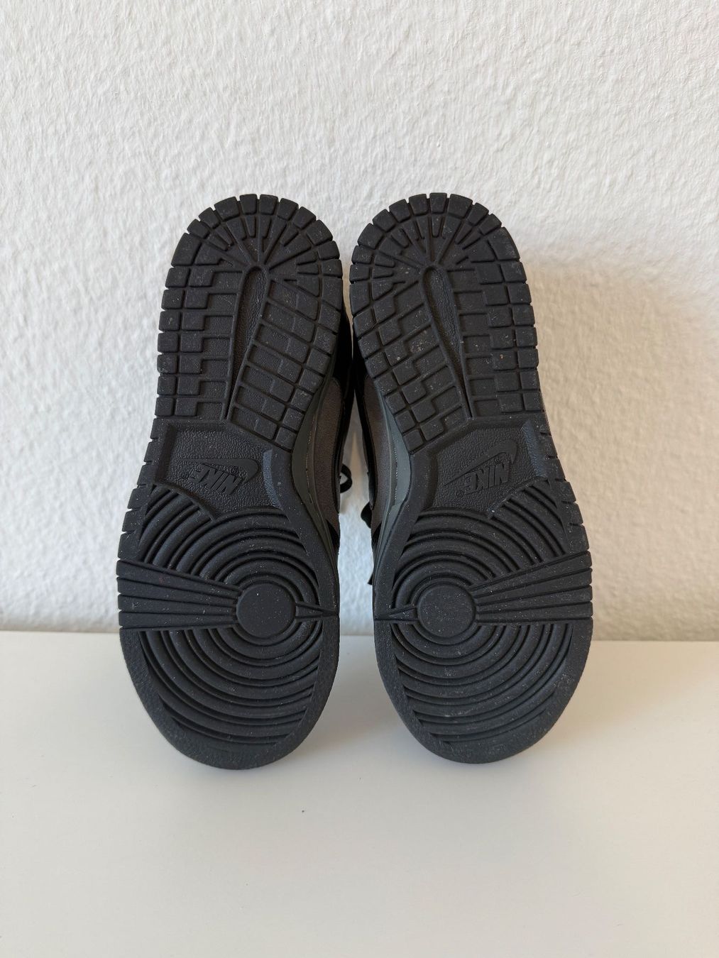 Nike Scarpe da donna: Nike DUNK Low – Black Roses – Nuovo (secondo la descrizione) da Langenthal venduto da Mupho8 5