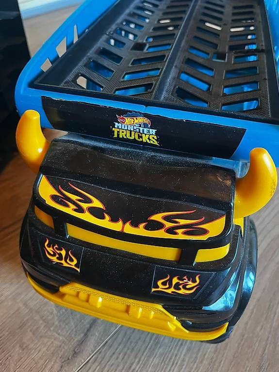 Jouets: Trucks – D'occasion à Kaiseraugst par jul_fm8q 1