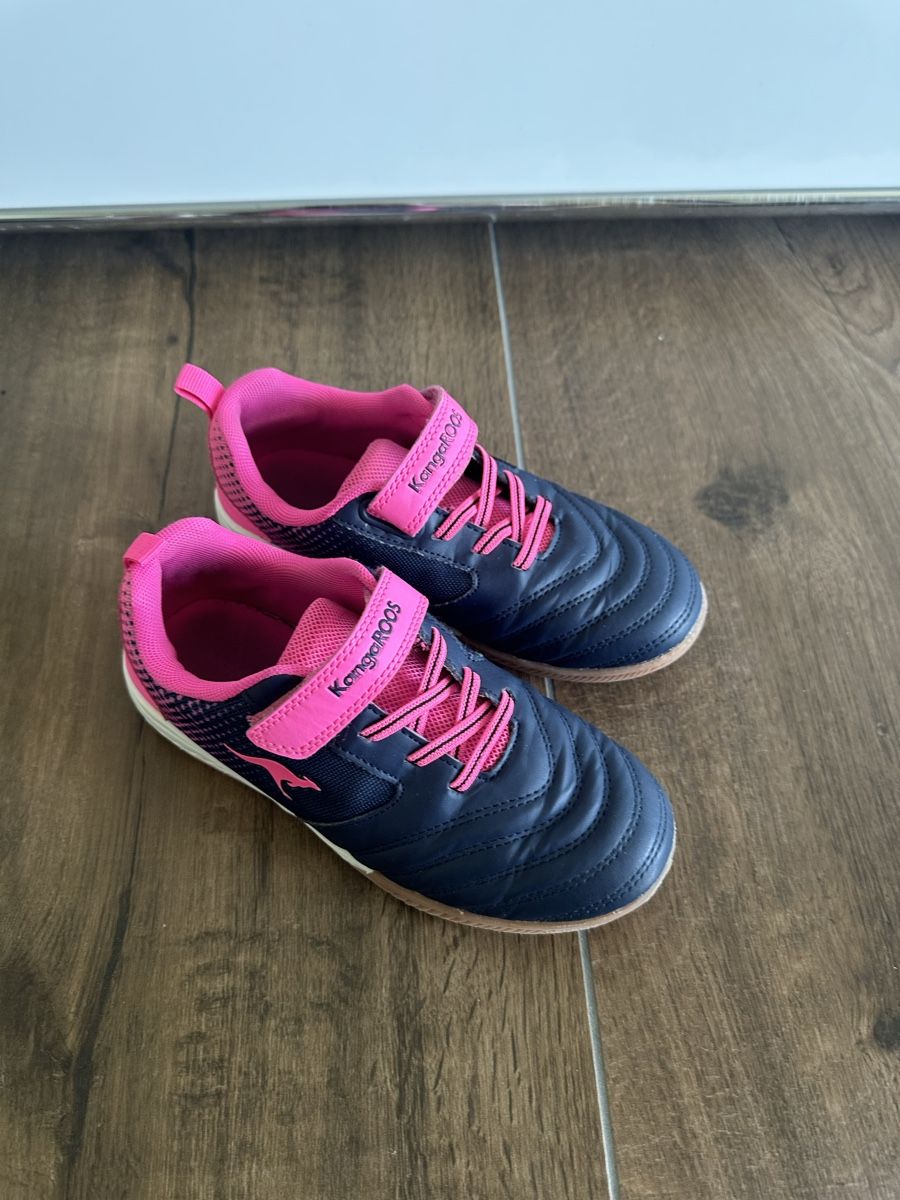 Chaussures filles: KangoROOS Grösse 32 – D'occasion à Mühlethal par sarah-davide 1