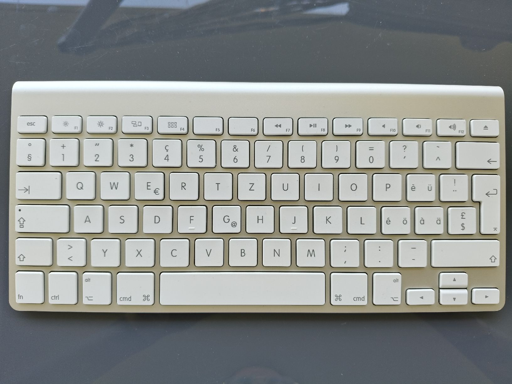 Apple Tastaturen: Clavier sans fil Apple - A1314 – Gebraucht aus Monthey von lesaffairesdecamille