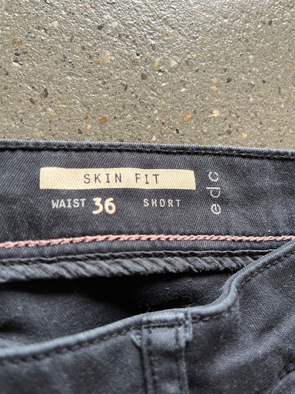 Pantaloni: Jeans dunkelgrau, Gr. 36 – Usato da Gebenstorf venduto da Pphizi 2