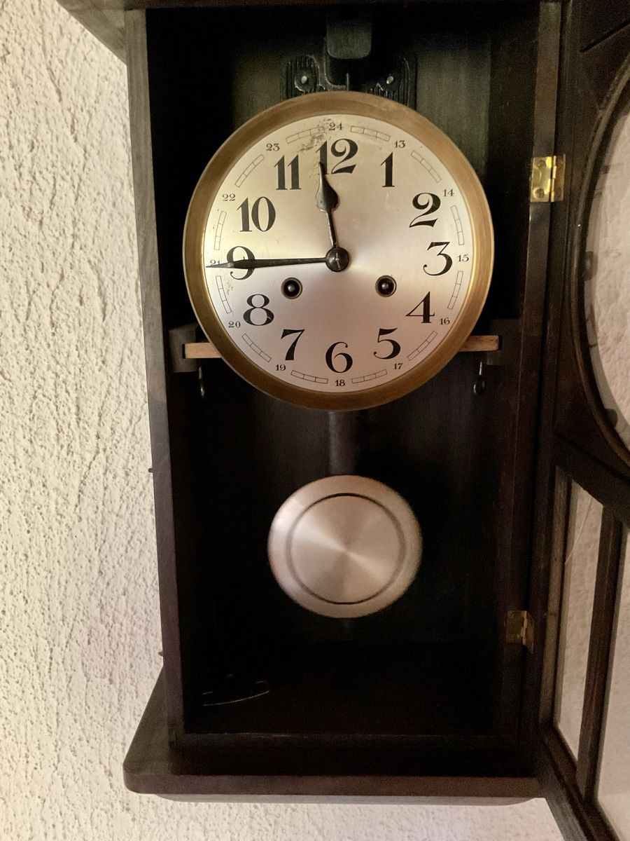 Stand- & Wanduhren: Antike Wanduhr mit Pendel – Gebraucht aus Endingen von nathan05 1