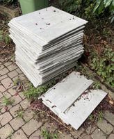 hellgraue Fliesen / Bodenplatten 60x60cm - ganzer Stapel