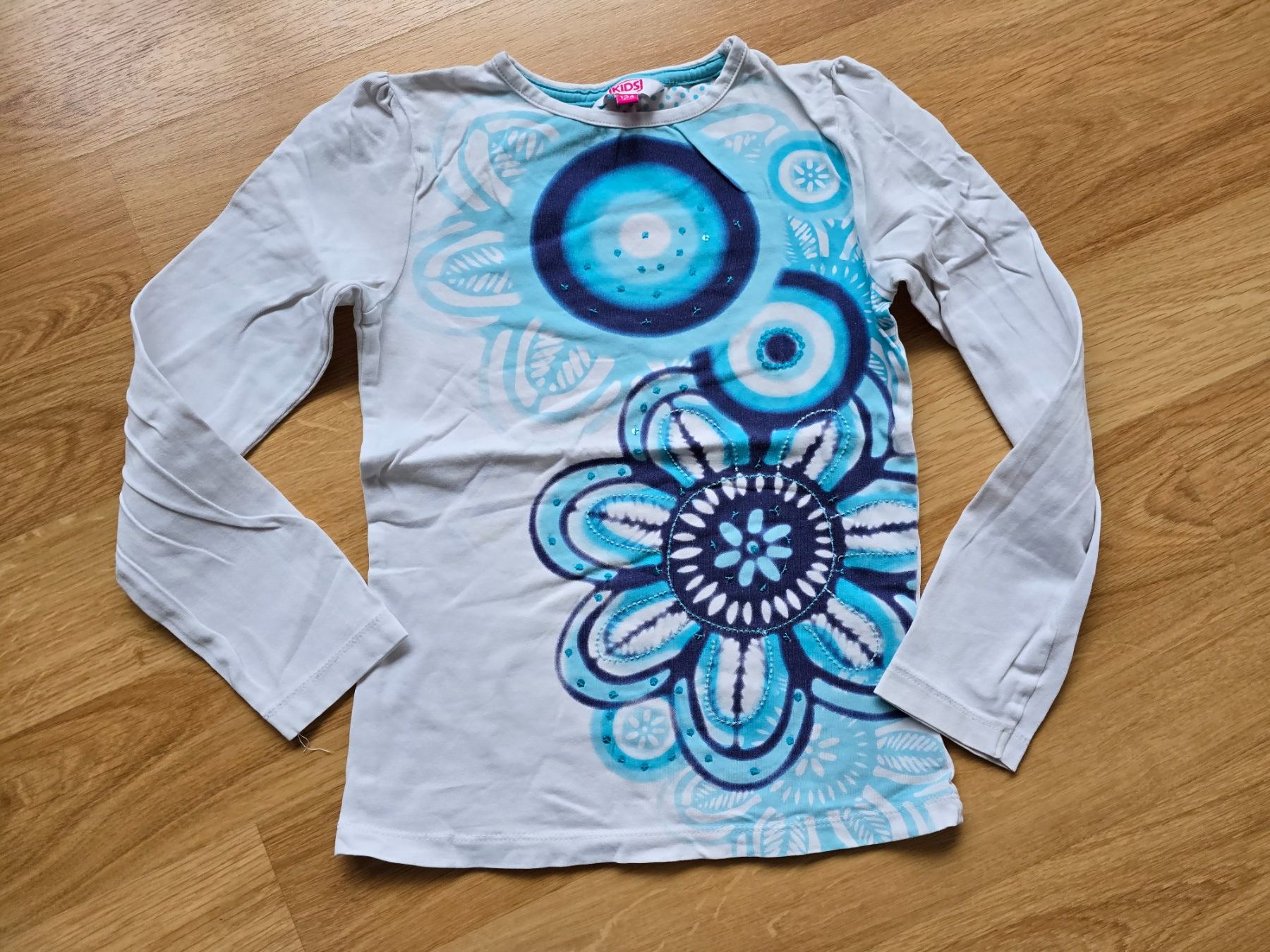 Pullover & Sweatshirts: Oberteil Gr. 134 – Gebraucht aus Büttikon AG von Amineah