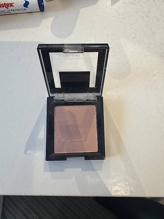 Make-up: Blush – Gebraucht aus Mumpf von anj_ktg9 1