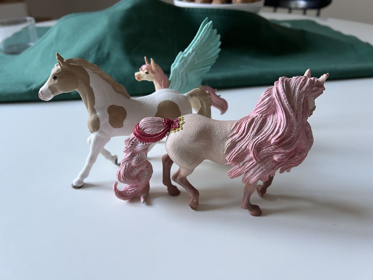 Schleich Giocattoli: Schleich Pferde/Einhörner Set Pegasus – Usato da Zürich venduto da angielmora 1