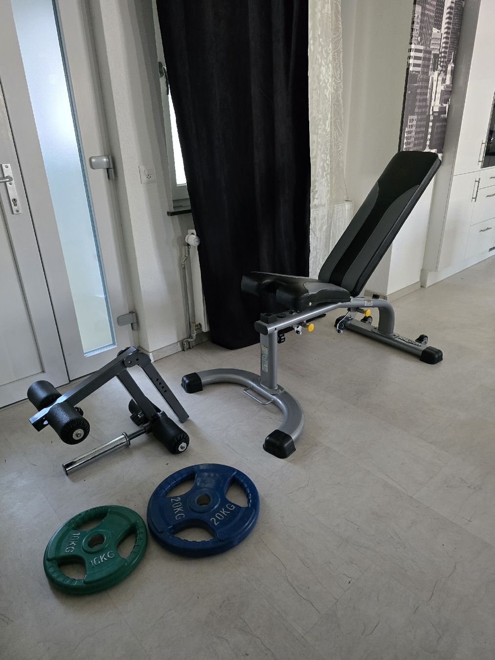 Hometrainer: Tuffstuff Hantelbank mit Gewichte – Usato da Derendingen venduto da S.Skorbi 7