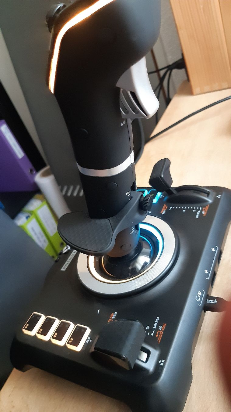 Controller: Flightstick Turtle Beach VelocityOne schwarz gebraucht – Usato da Oey venduto da Parkplatzbrocki 4
